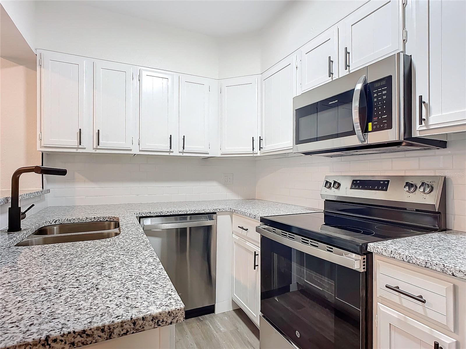 626 N HIGH ST, DELAND, FL, 32720