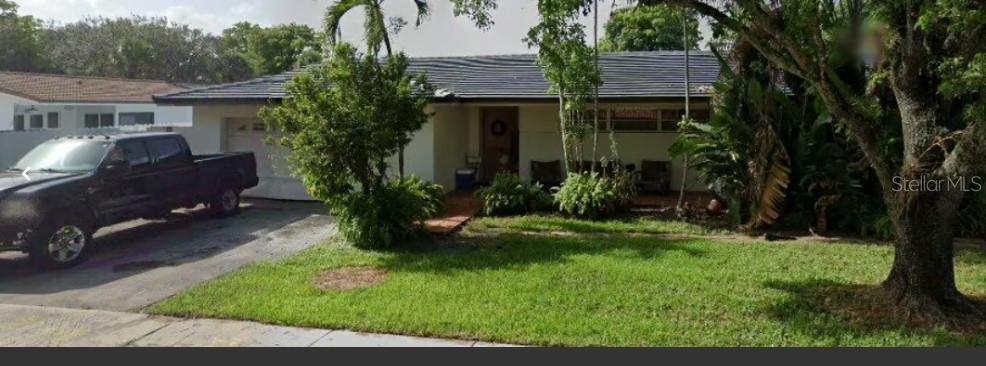 7355 POINCIANA CT, MIAMI LAKES, FL, 33014