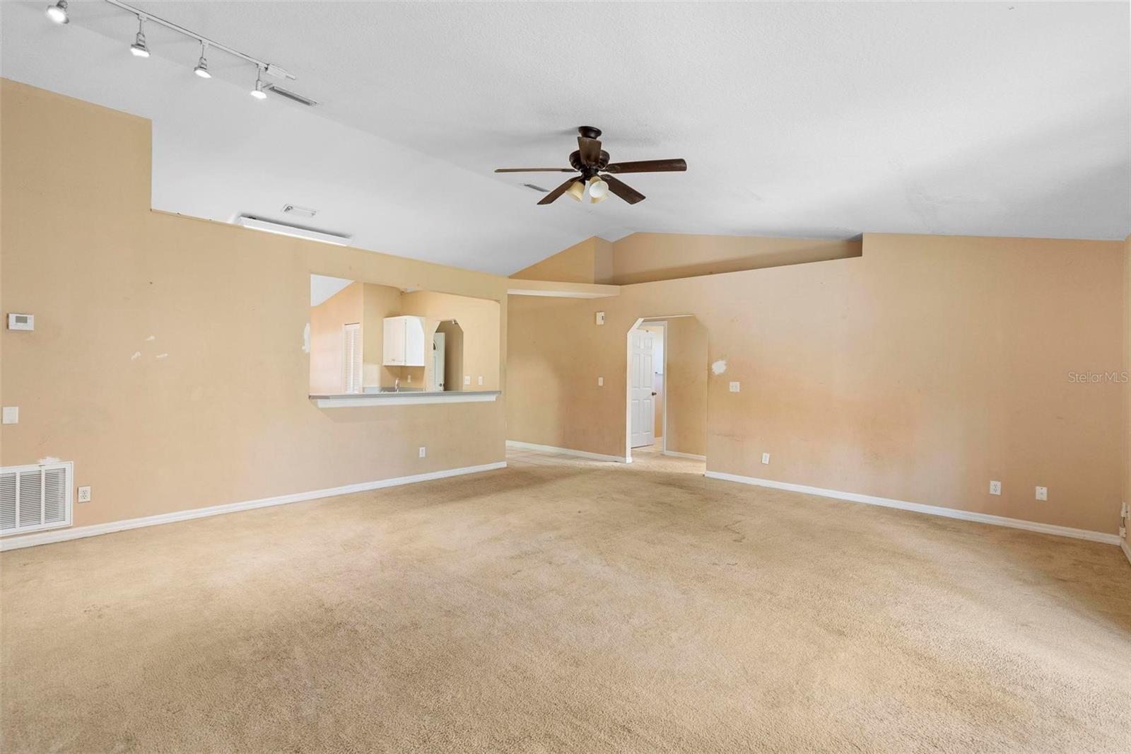 2703 SILVER PALM DR, EDGEWATER, FL, 32141