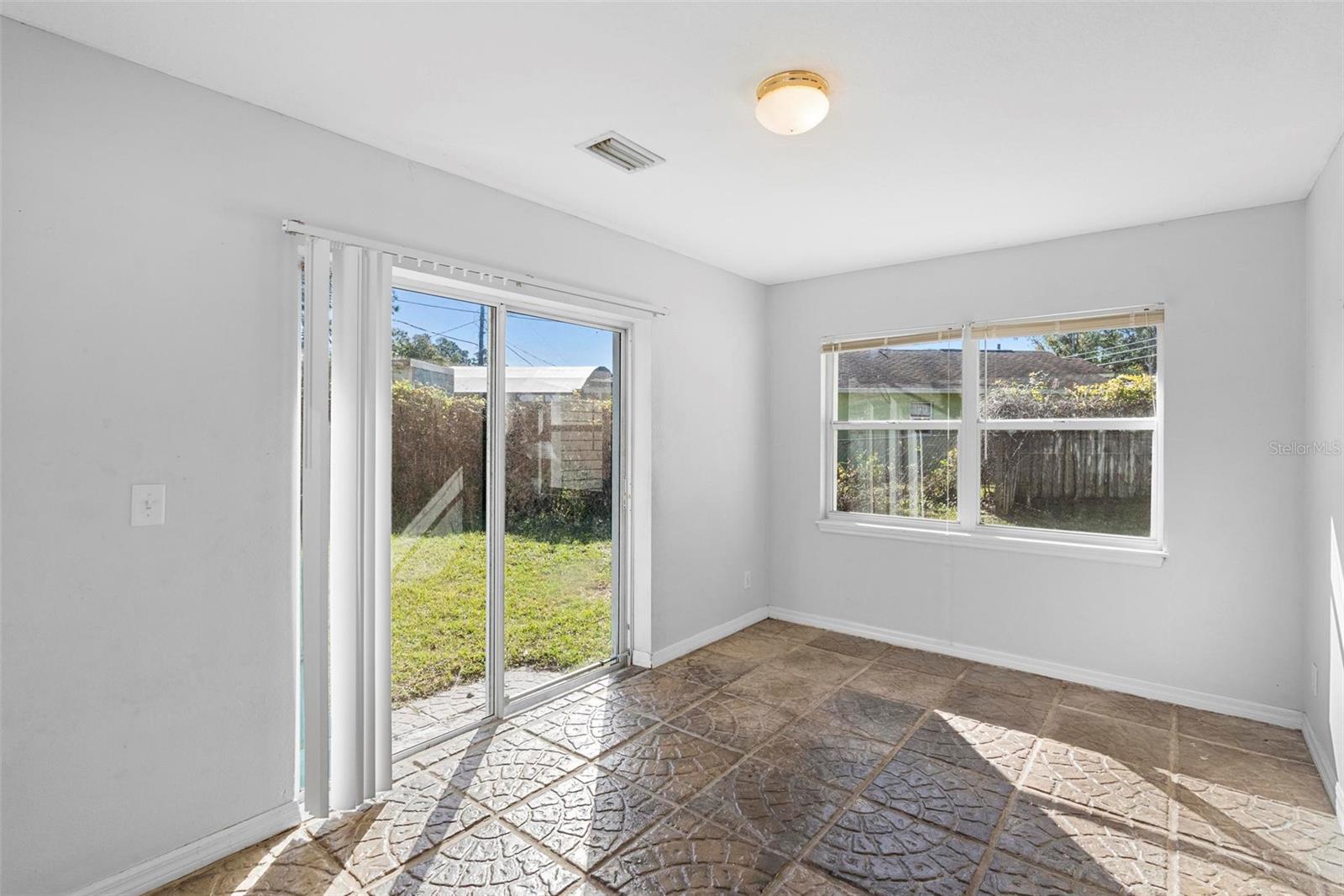 2703 SILVER PALM DR, EDGEWATER, FL, 32141