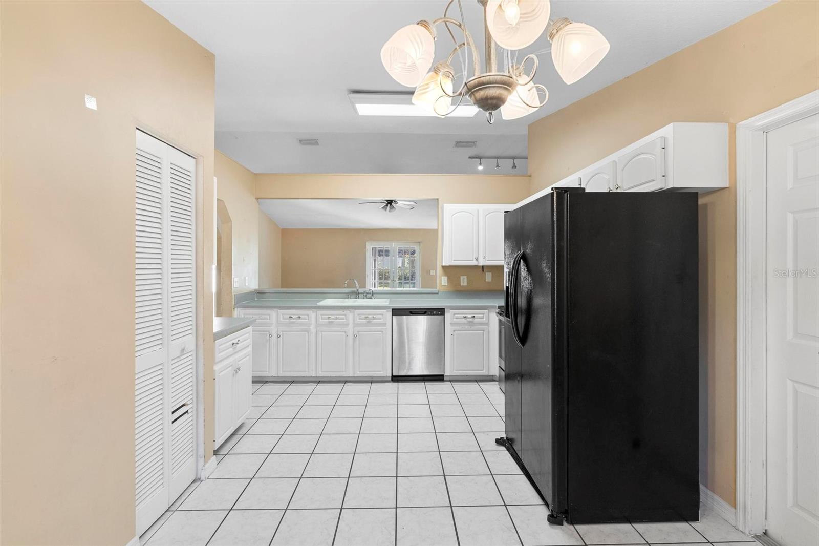 2703 SILVER PALM DR, EDGEWATER, FL, 32141