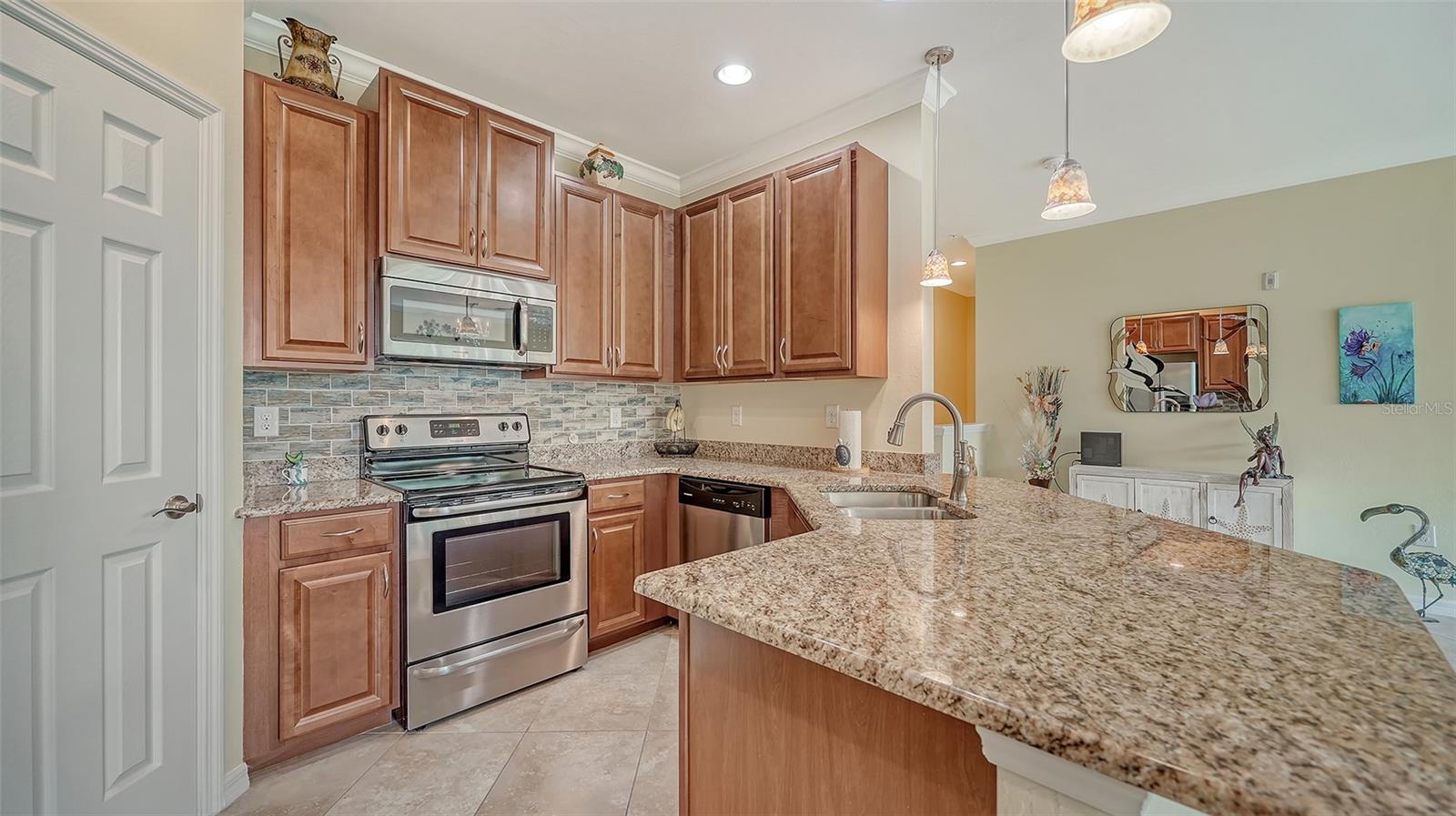 76 EXPLORER DR #104, OSPREY, FL, 34229