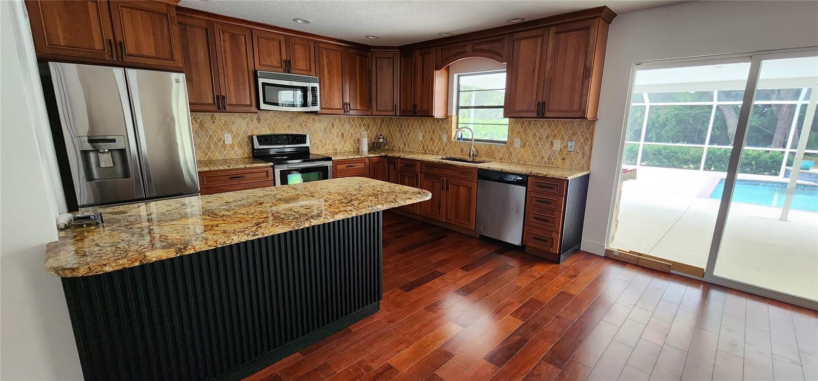 3015 48TH AVE E, BRADENTON, FL, 34203