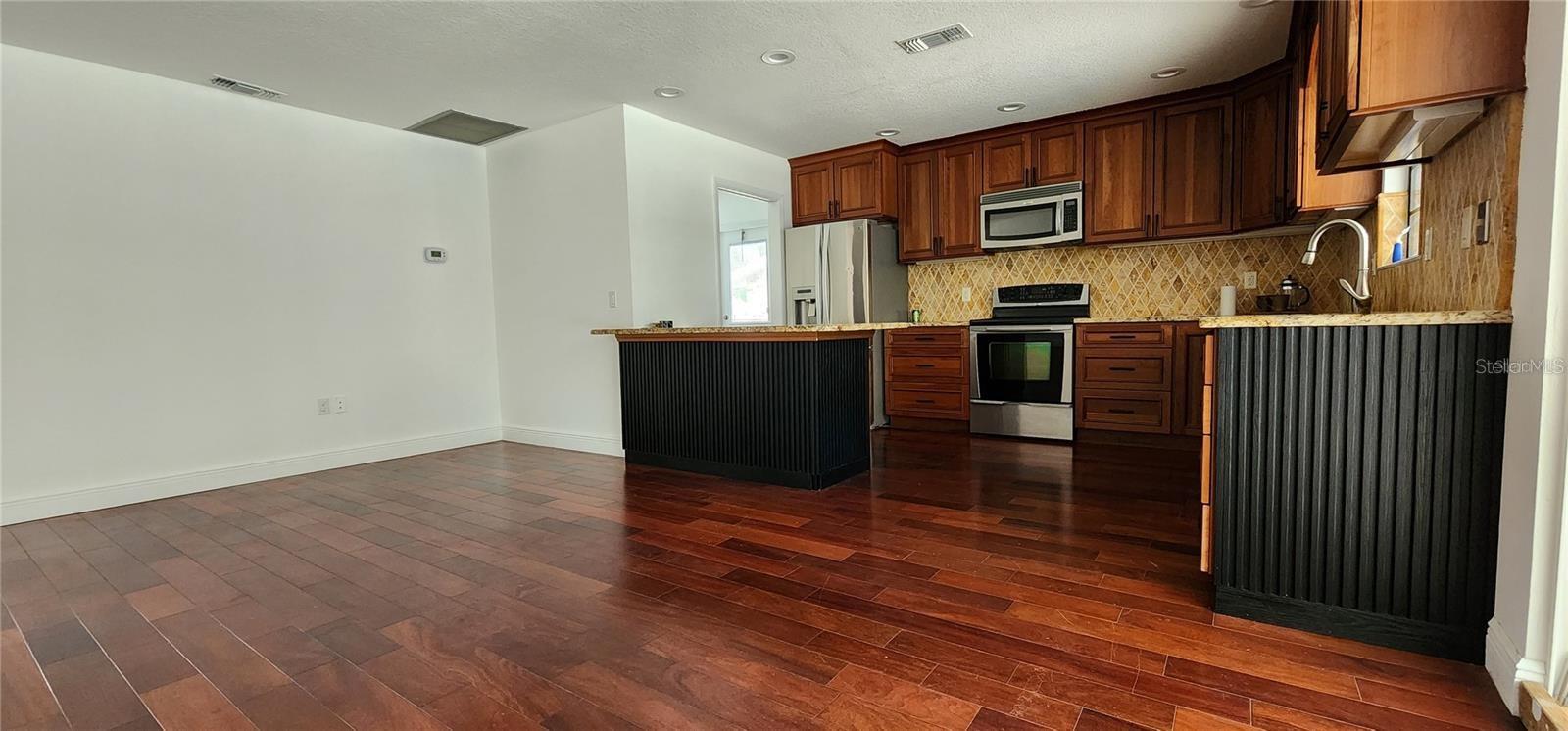 3015 48TH AVE E, BRADENTON, FL, 34203