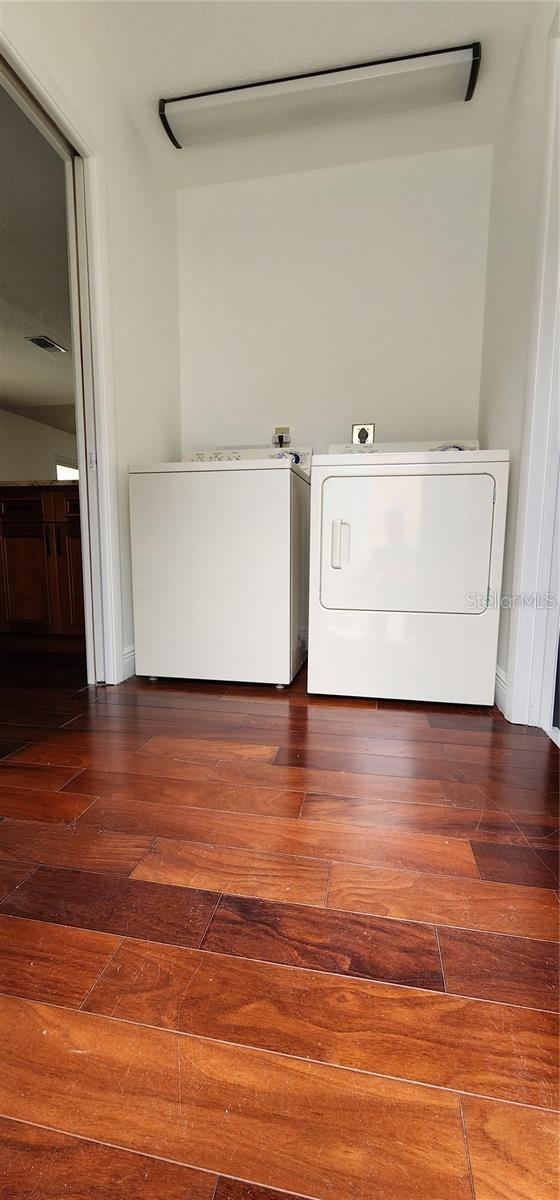 3015 48TH AVE E, BRADENTON, FL, 34203