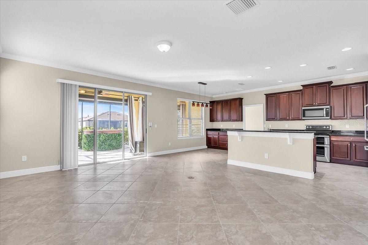 368 CEDAR FALLS DR, APOLLO BEACH, FL, 33572