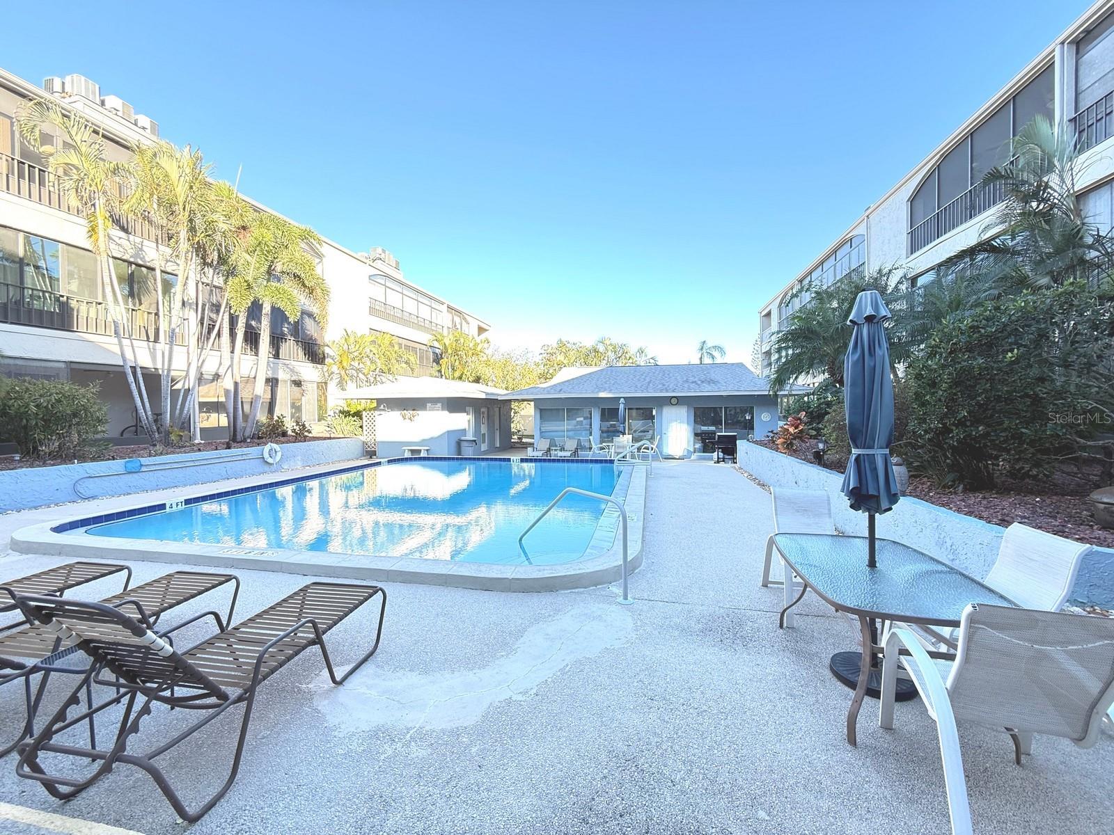 215 VALENCIA BLVD #105, BELLEAIR BLUFFS, FL, 33770