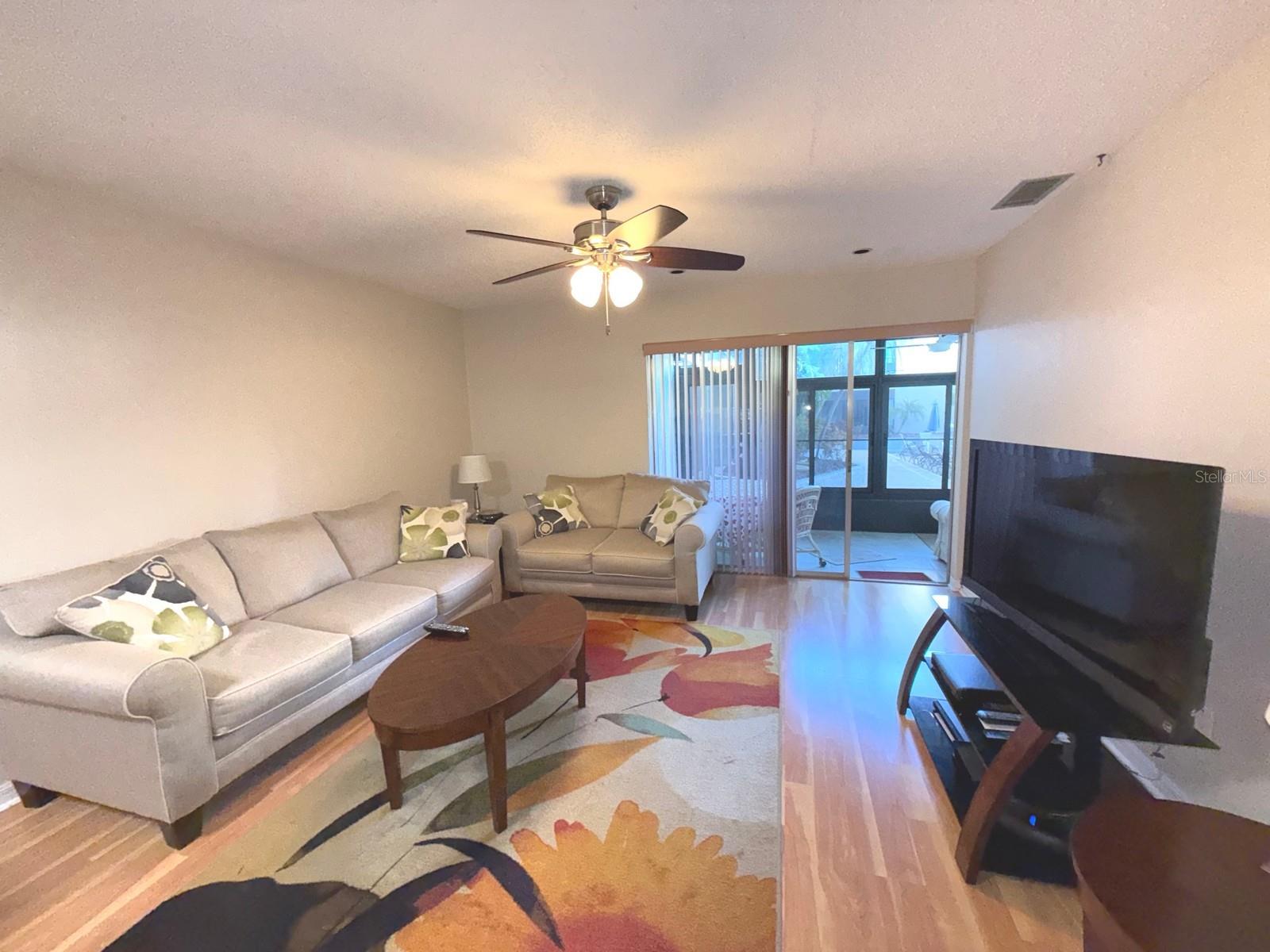 215 VALENCIA BLVD #105, BELLEAIR BLUFFS, FL, 33770