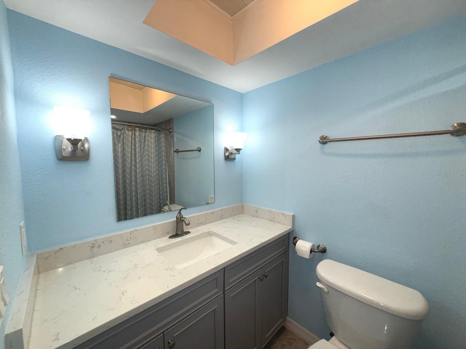 215 VALENCIA BLVD #105, BELLEAIR BLUFFS, FL, 33770