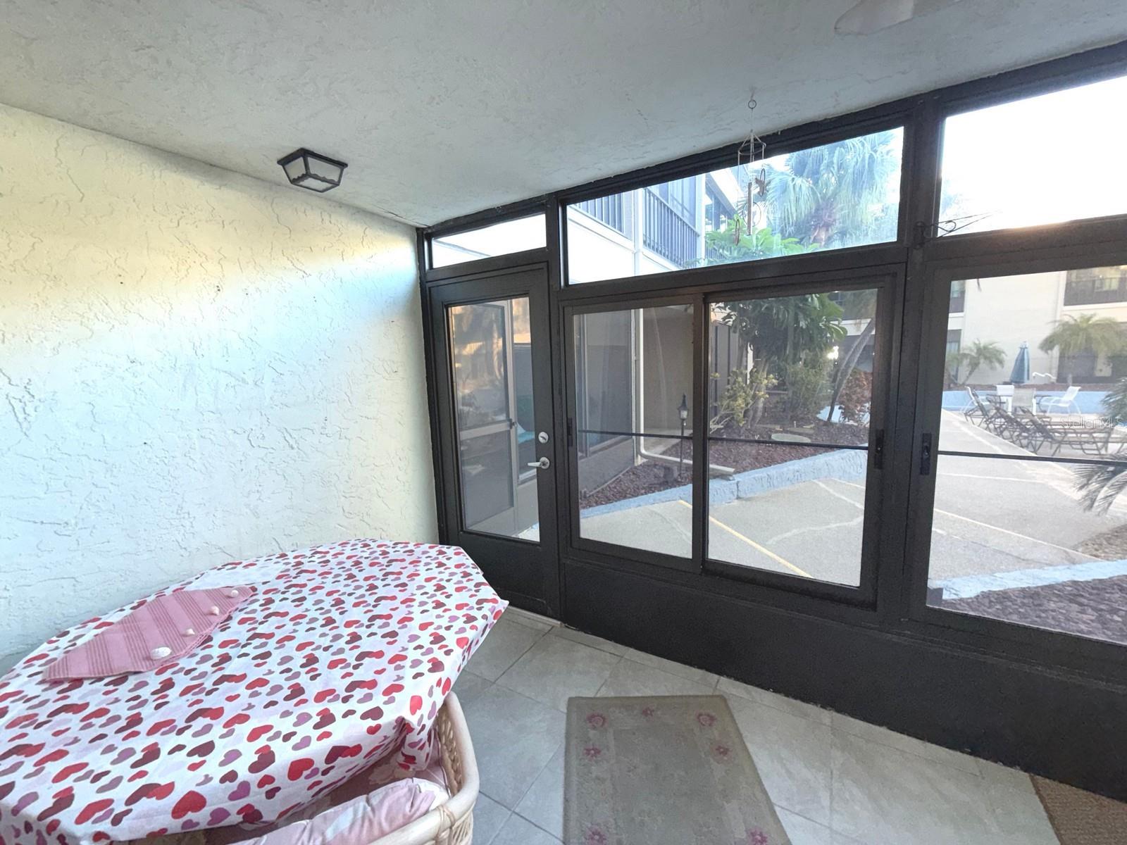 215 VALENCIA BLVD #105, BELLEAIR BLUFFS, FL, 33770