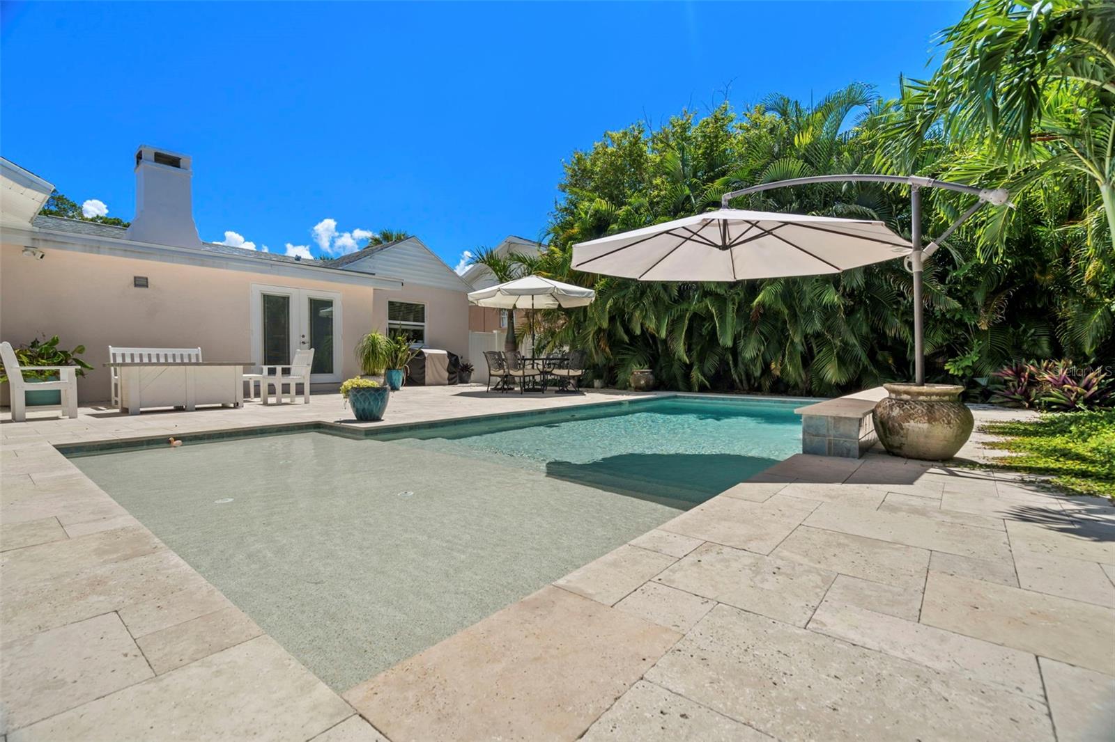 4150 HELENA ST NE, ST PETERSBURG, FL, 33703