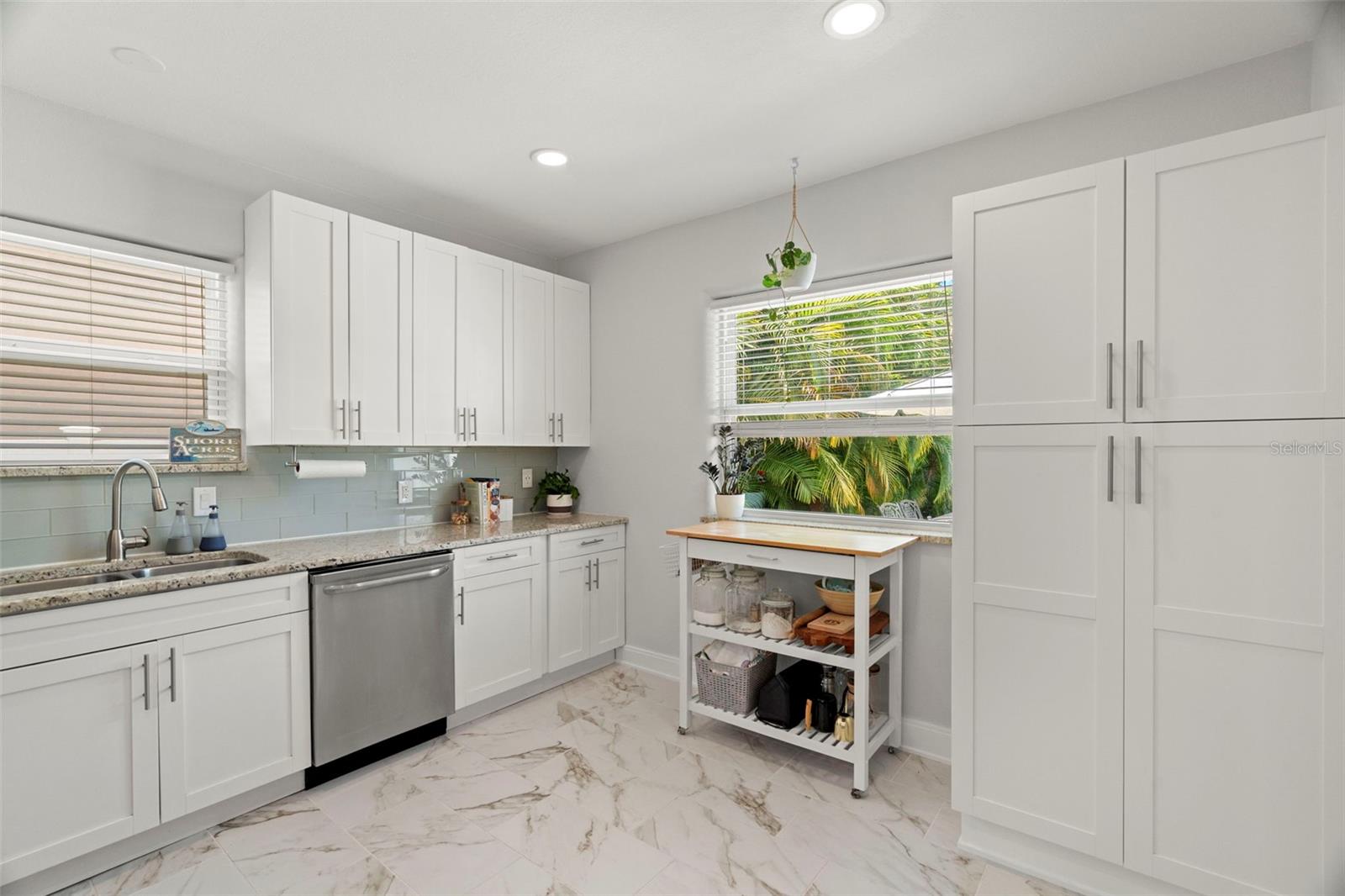 4150 HELENA ST NE, ST PETERSBURG, FL, 33703