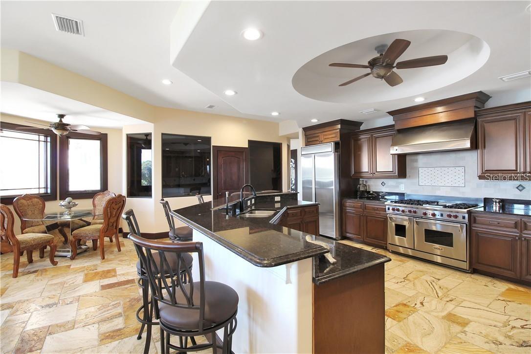 7802 CAUSEWAY BLVD S, ST PETERSBURG, FL, 33707