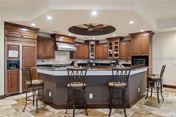 7802 CAUSEWAY BLVD S, ST PETERSBURG, FL, 33707