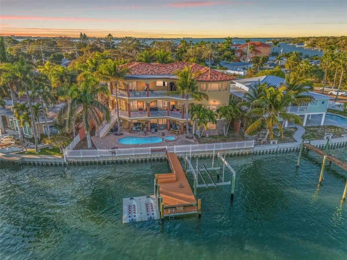 7802 CAUSEWAY BLVD S, ST PETERSBURG, FL, 33707