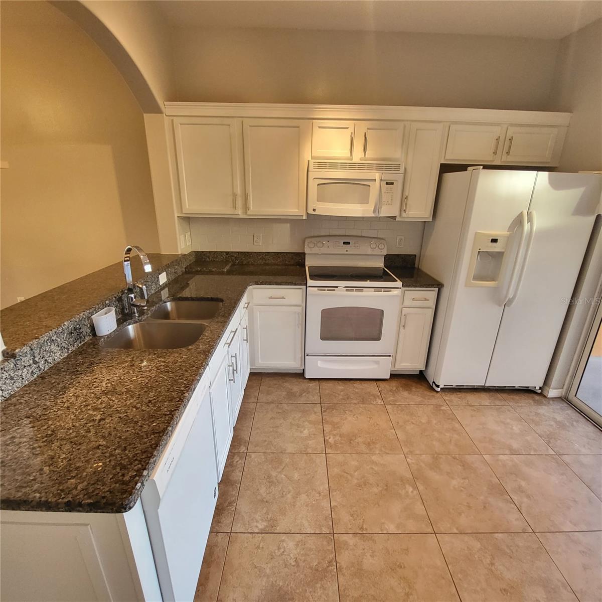4060 WINDING VINE DR, LAKELAND, FL, 33812