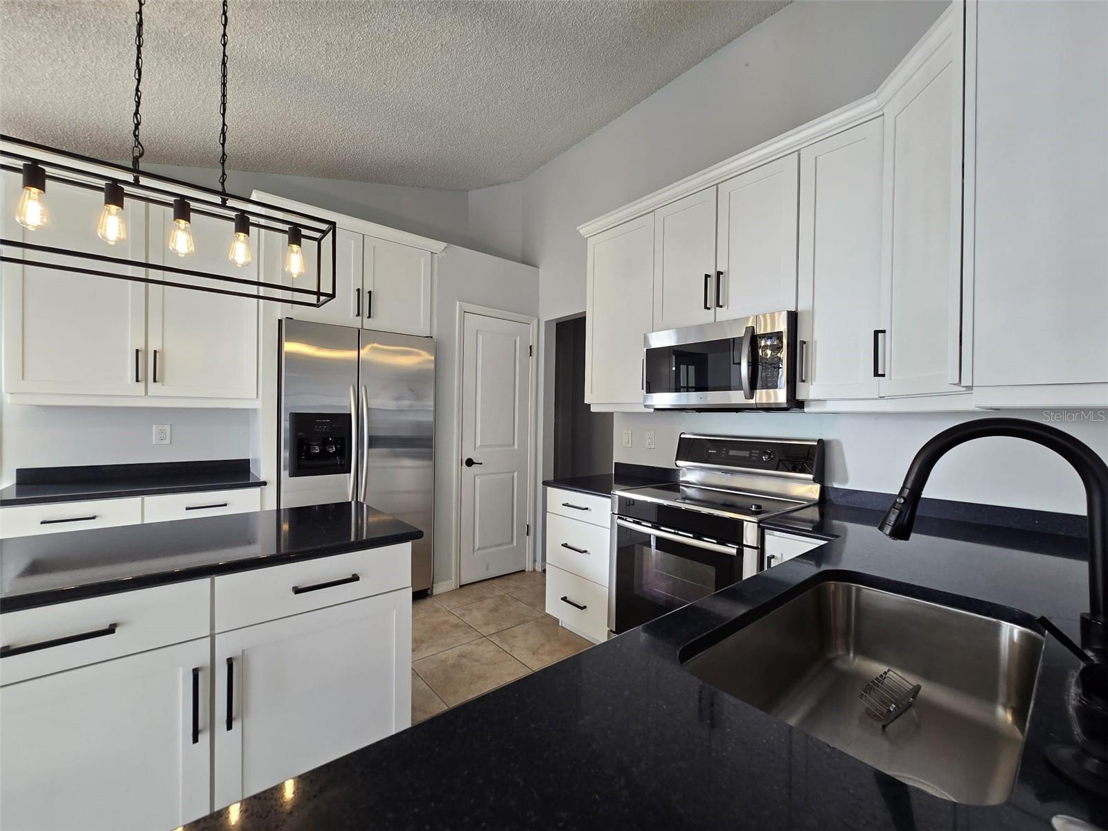 812 GREENBELT CIR, BRANDON, FL, 33510
