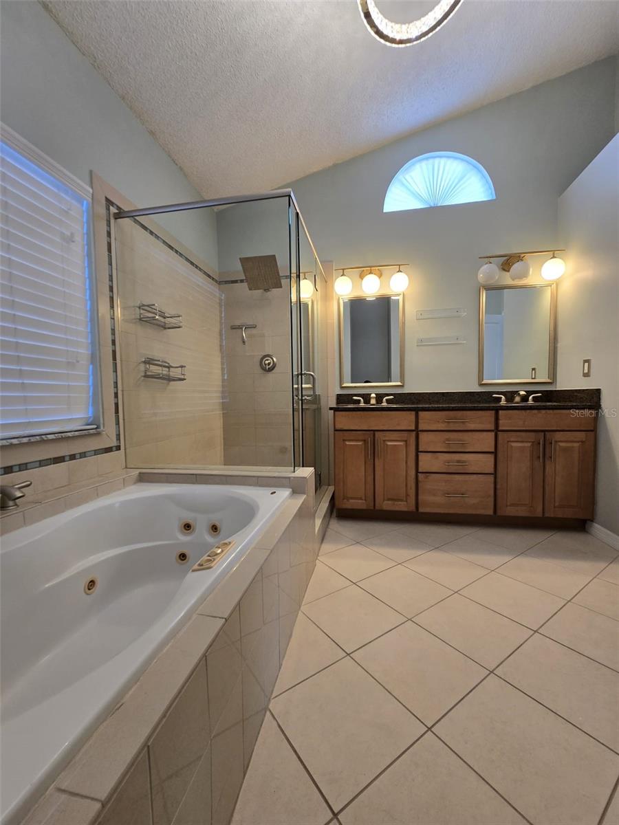 812 GREENBELT CIR, BRANDON, FL, 33510