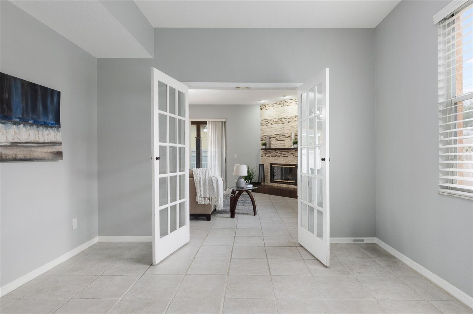 9341 WELLINGTON PARK CIR, TAMPA, FL, 33647