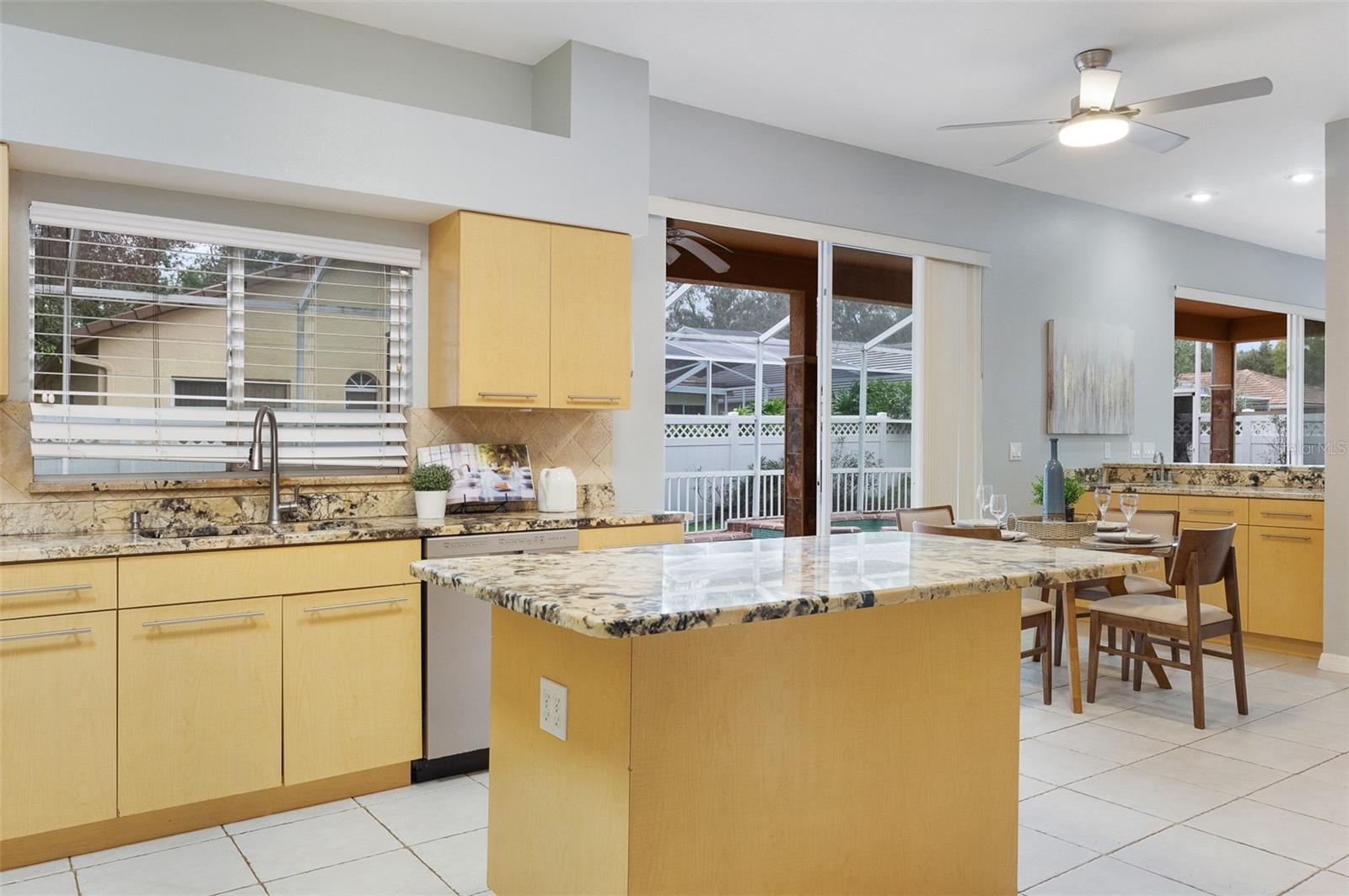 9341 WELLINGTON PARK CIR, TAMPA, FL, 33647