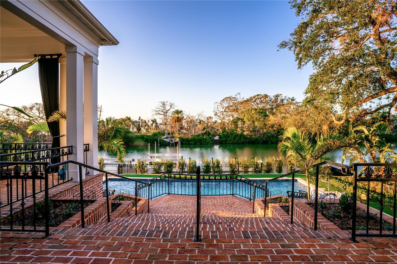 A4634377 Property Photo