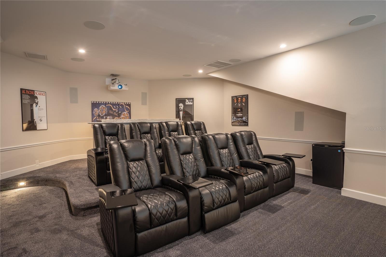 A4634377 Property Photo