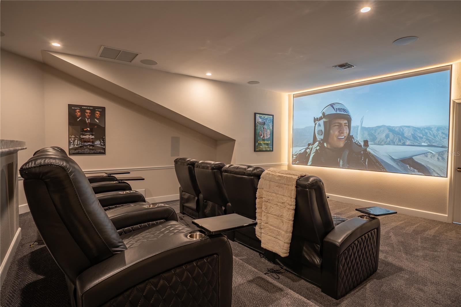 A4634377 Property Photo