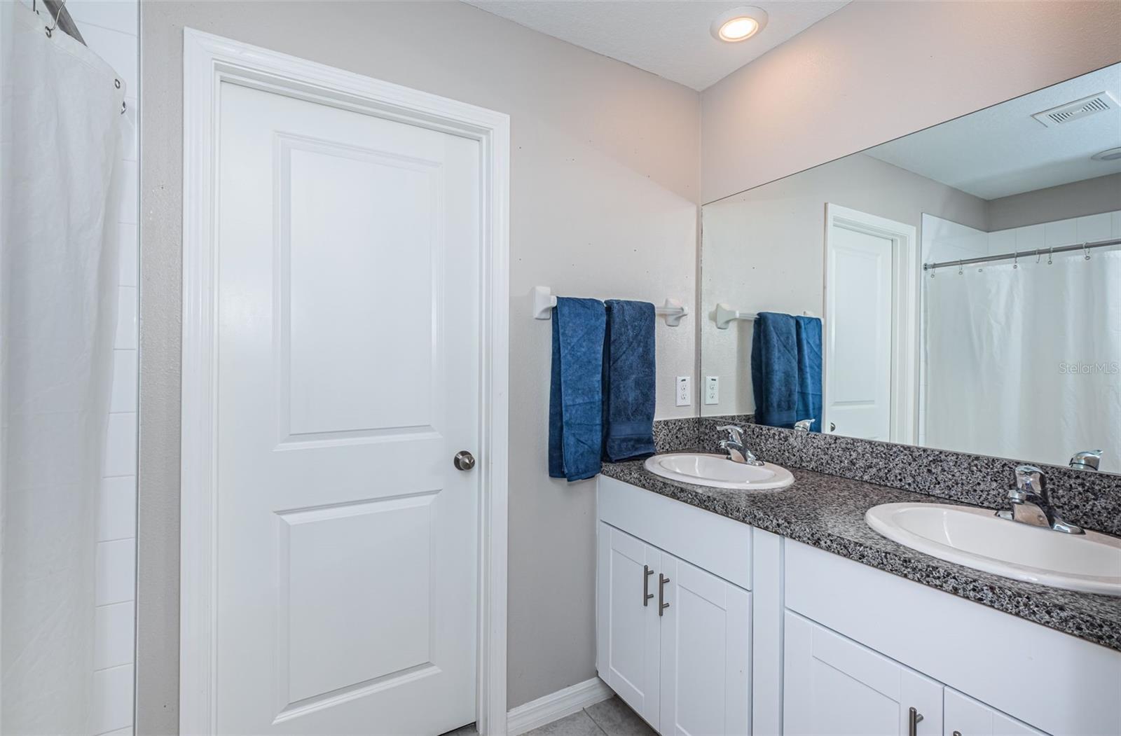 7014 KING CREEK DR, SUN CITY CENTER, FL, 33573