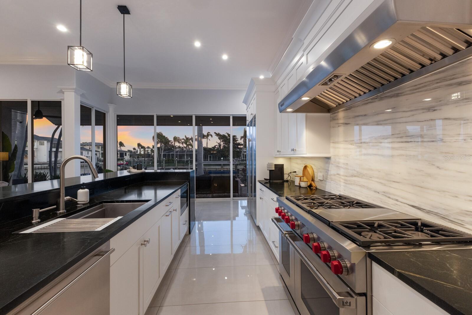A4634396 Property Photo