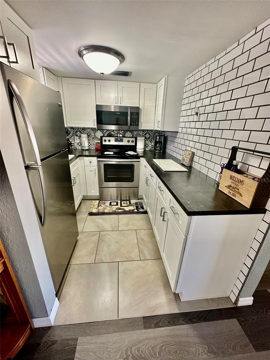 TB8335251 Property Photo