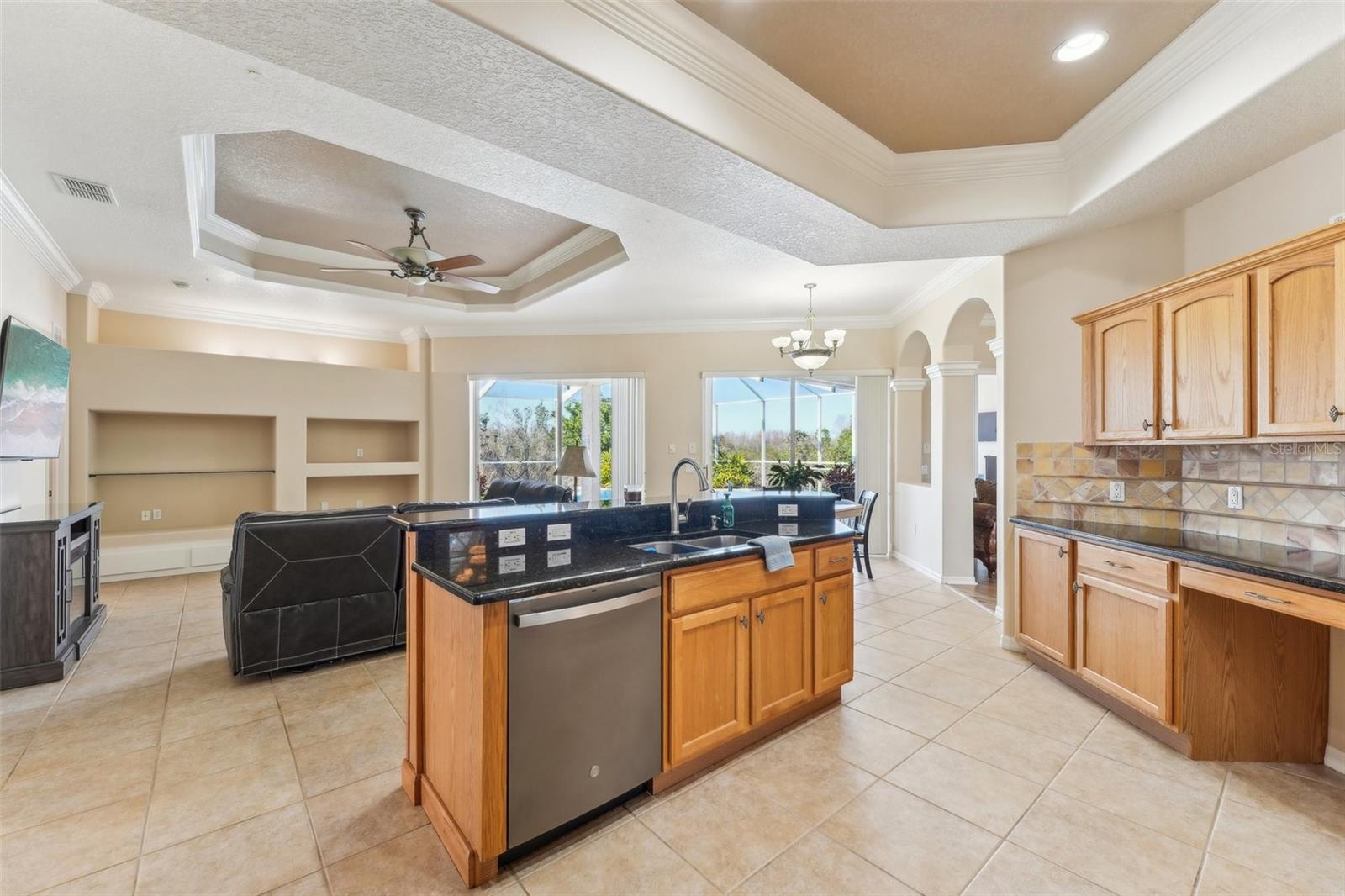 7302 MELOGOLD CIR, LAND O LAKES, FL, 34637