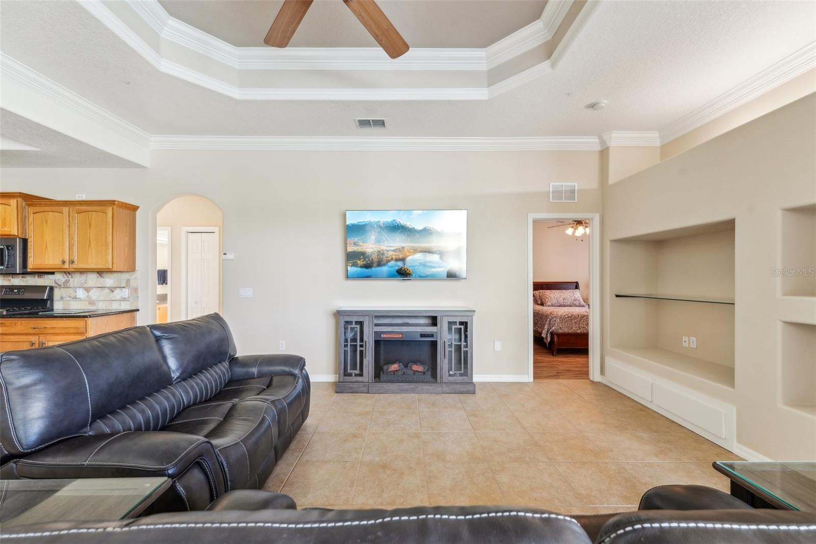 7302 MELOGOLD CIR, LAND O LAKES, FL, 34637