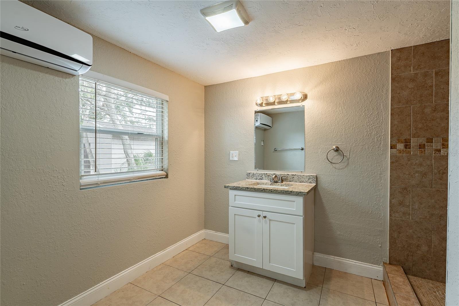 1025 FERNDELL RD, ORLANDO, FL, 32808