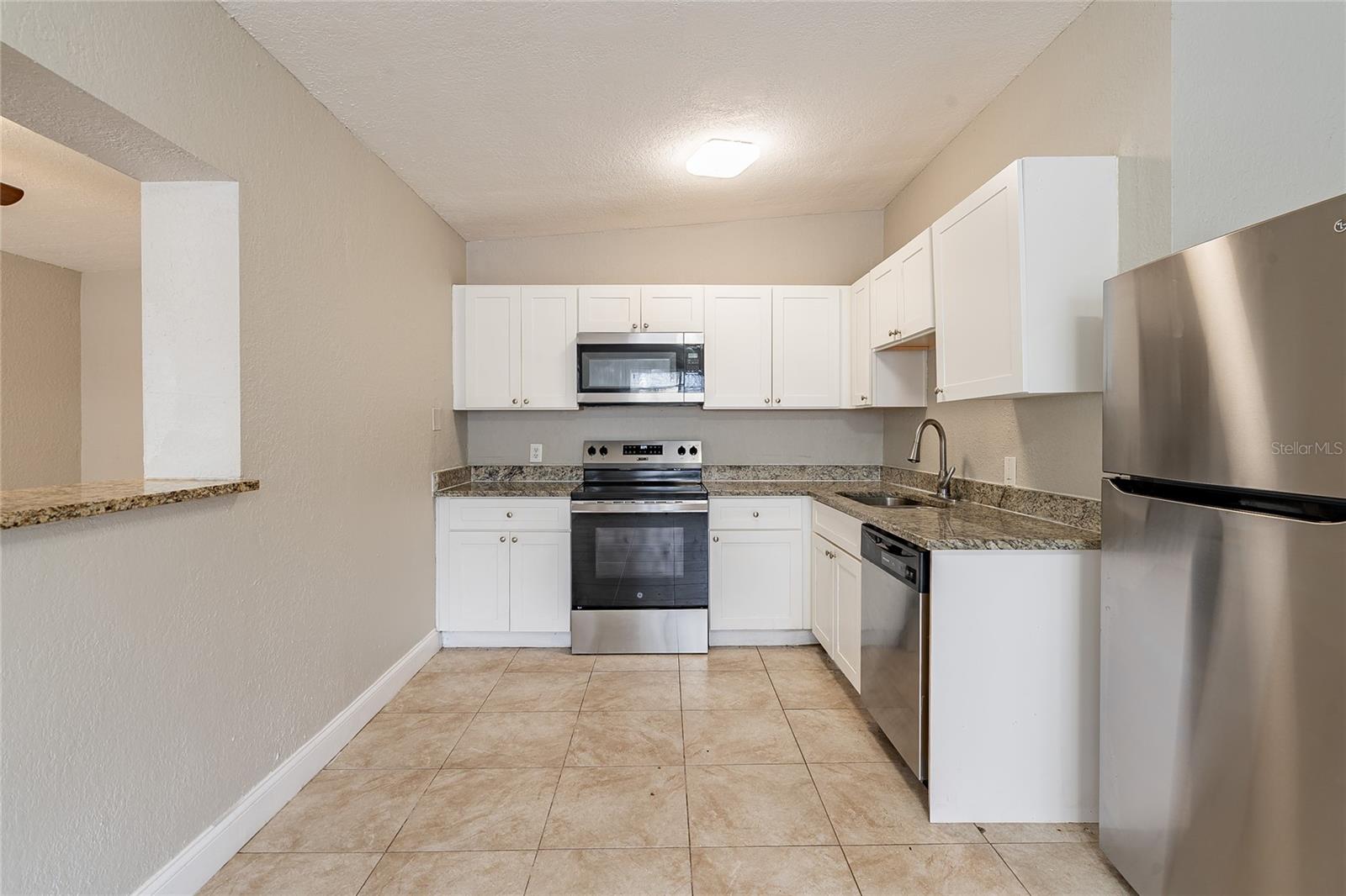 1025 FERNDELL RD, ORLANDO, FL, 32808