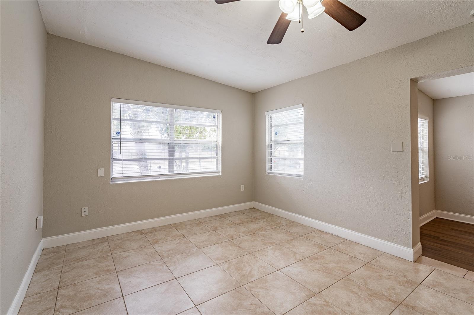 1025 FERNDELL RD, ORLANDO, FL, 32808