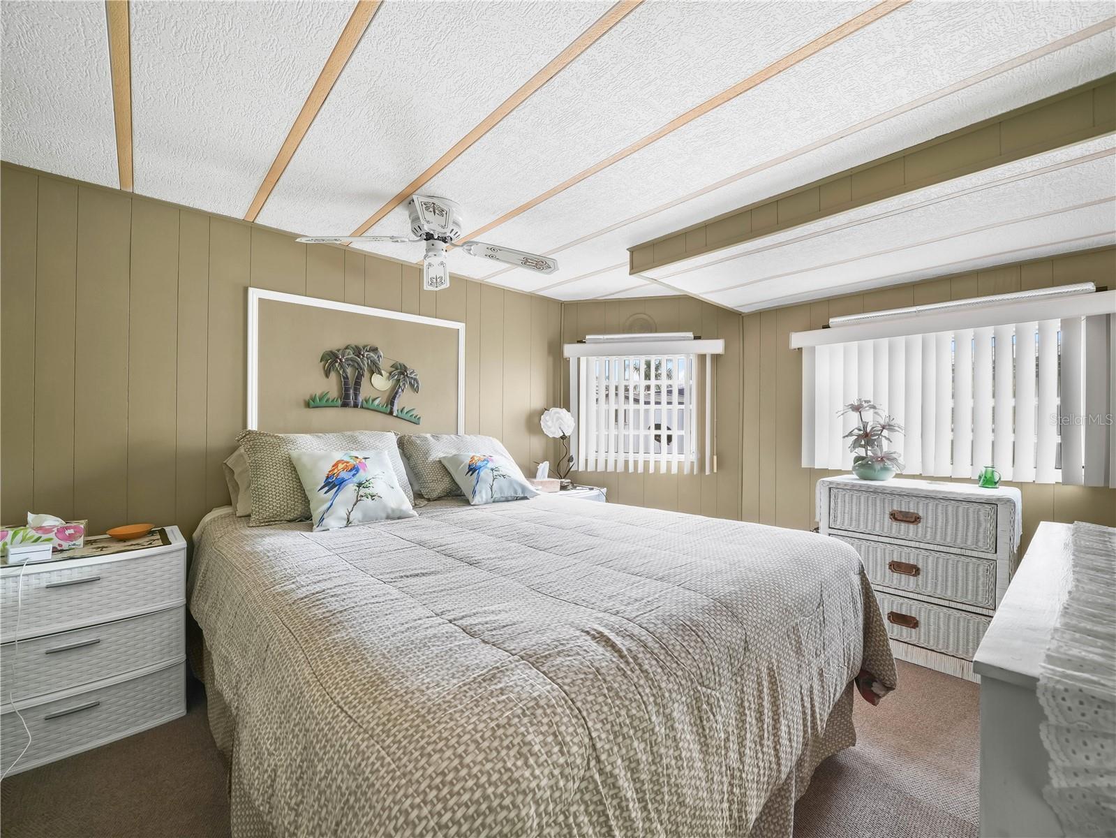 K4902760 Property Photo