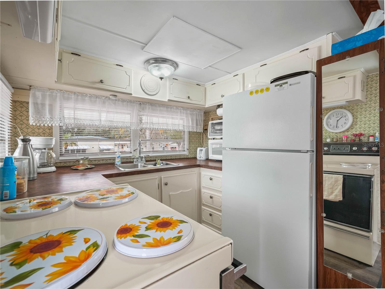 K4902760 Property Photo