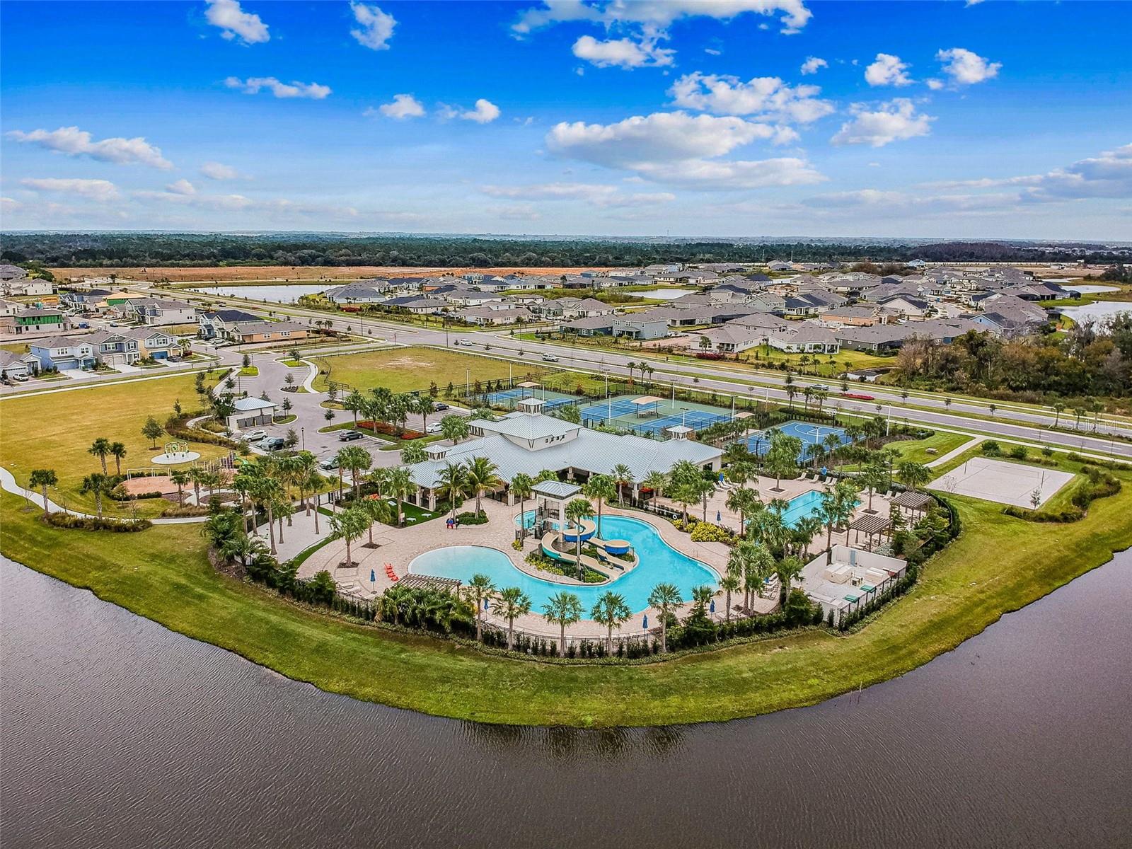 5418 WAYFARER AVE, APOLLO BEACH, FL, 33572