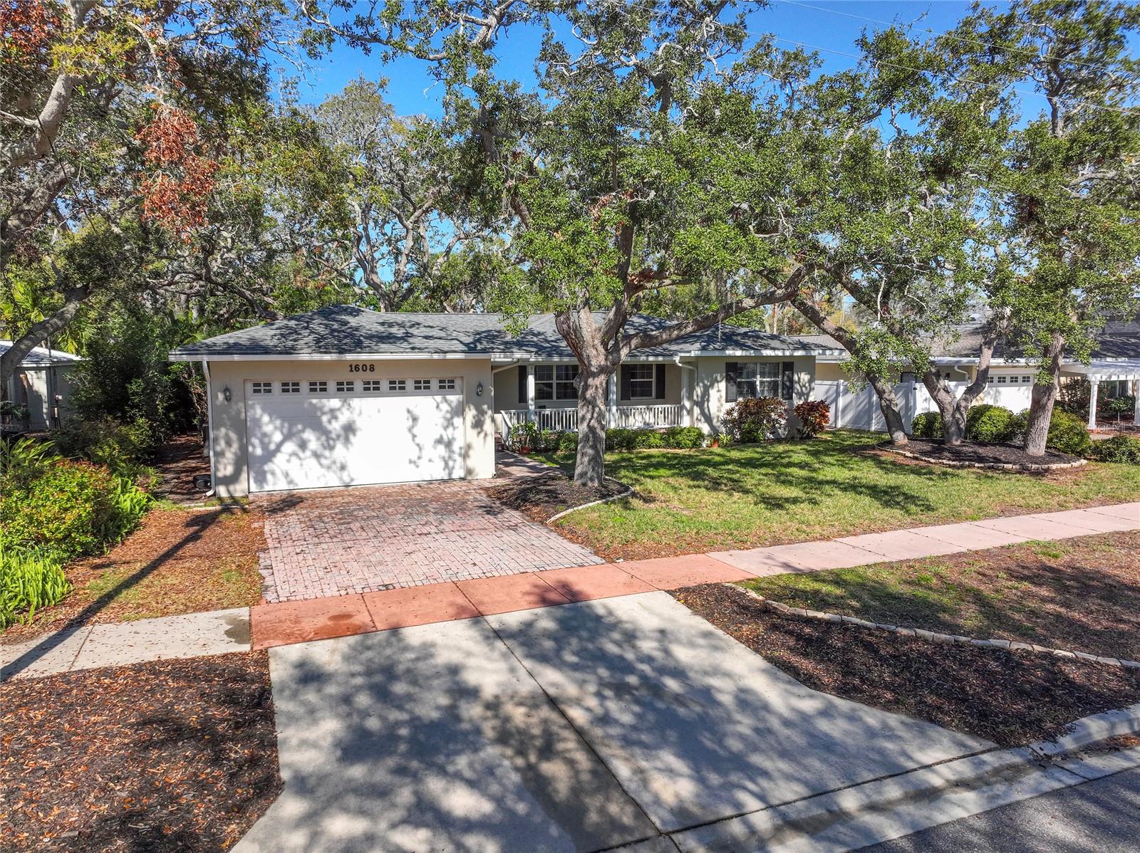 1608 PINELLAS RD, BELLEAIR, FL, 33756