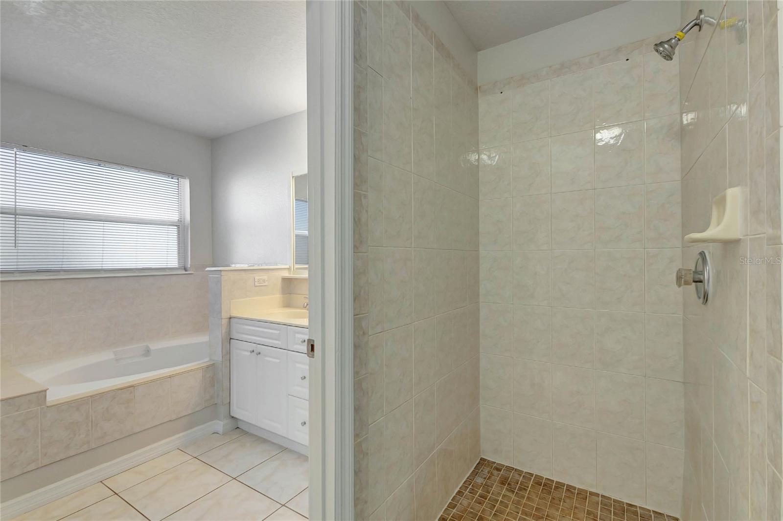 849 JARNAC DR, KISSIMMEE, FL, 34759