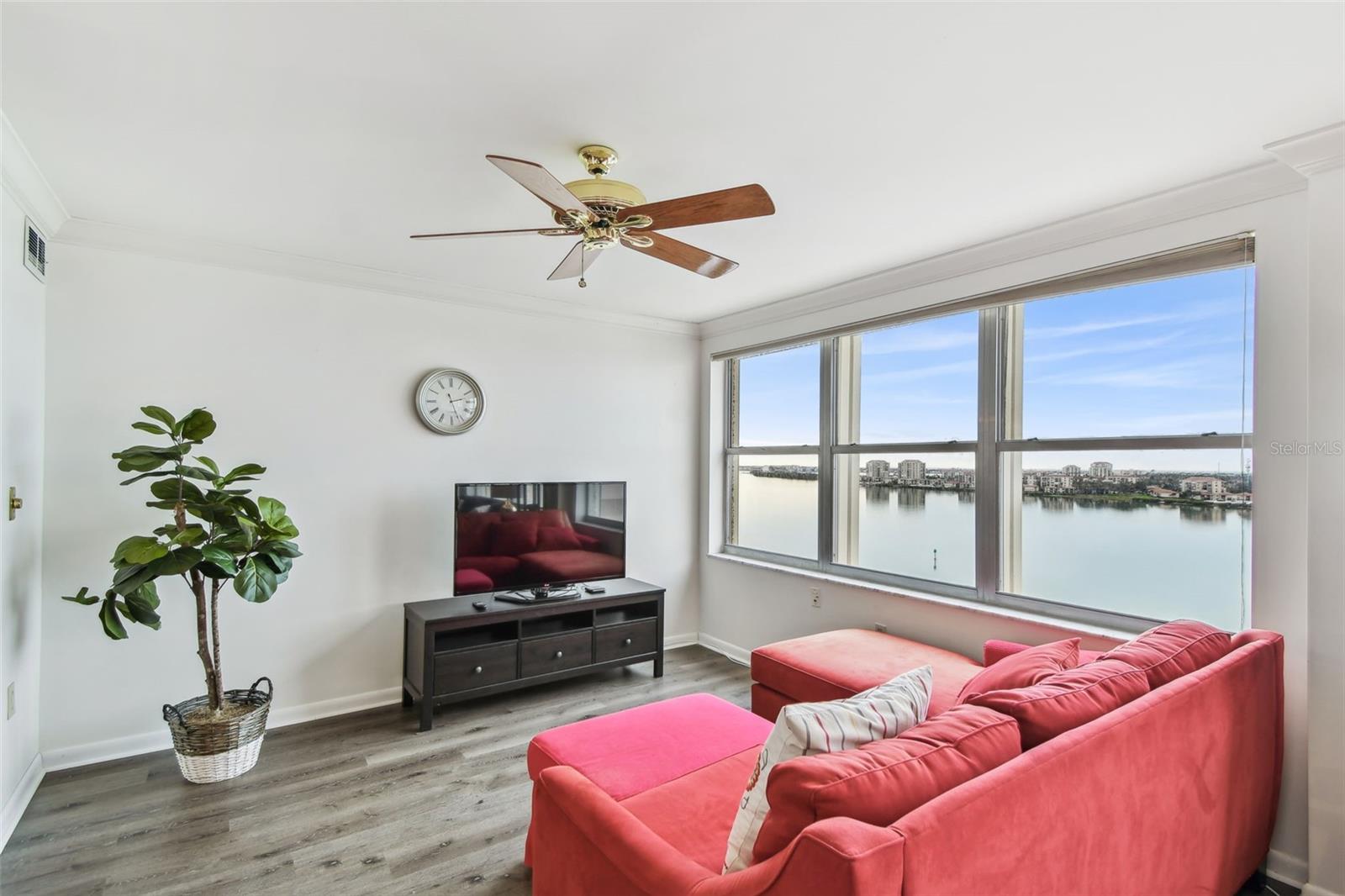 5200 BRITTANY DR S #1110, ST PETERSBURG, FL, 33715
