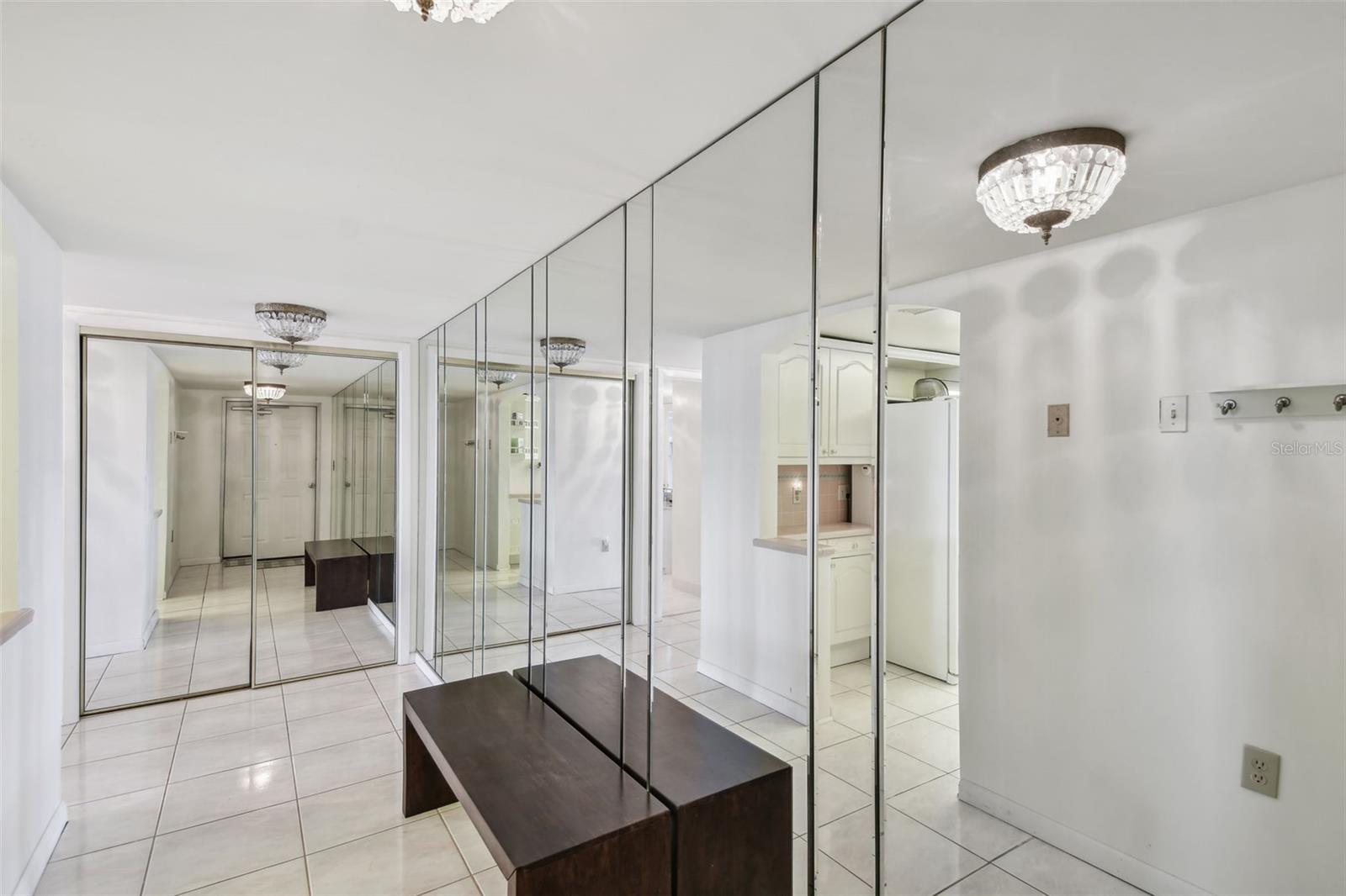 5200 BRITTANY DR S #1110, ST PETERSBURG, FL, 33715