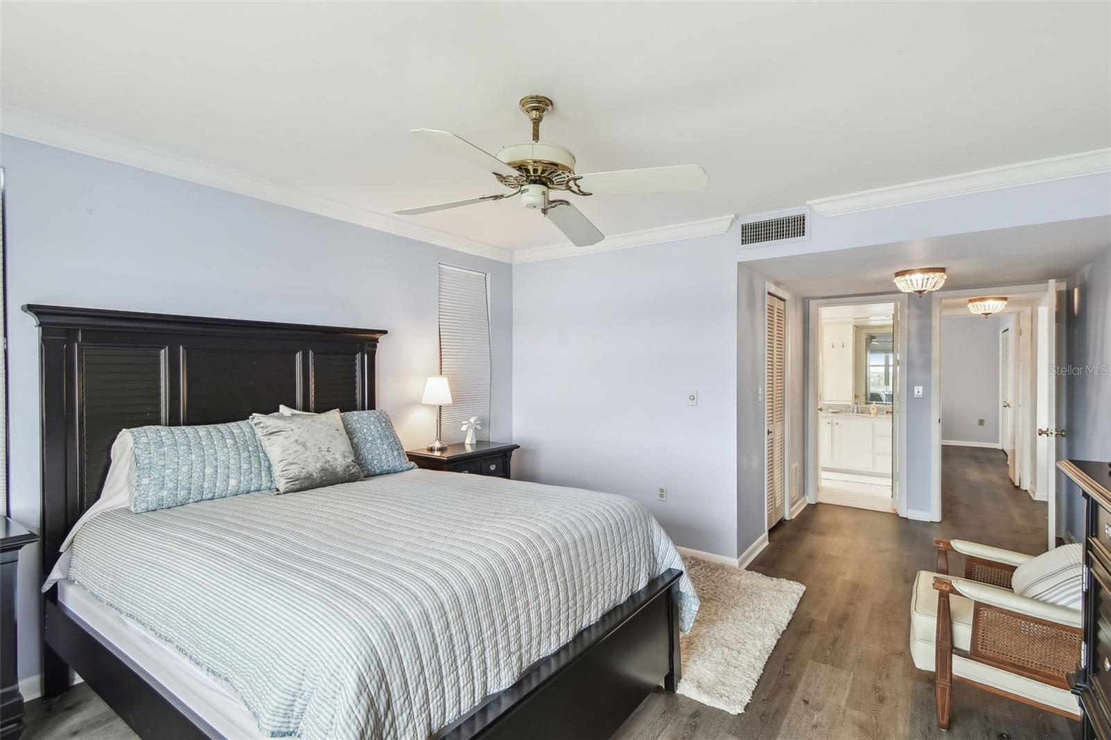 5200 BRITTANY DR S #1110, ST PETERSBURG, FL, 33715