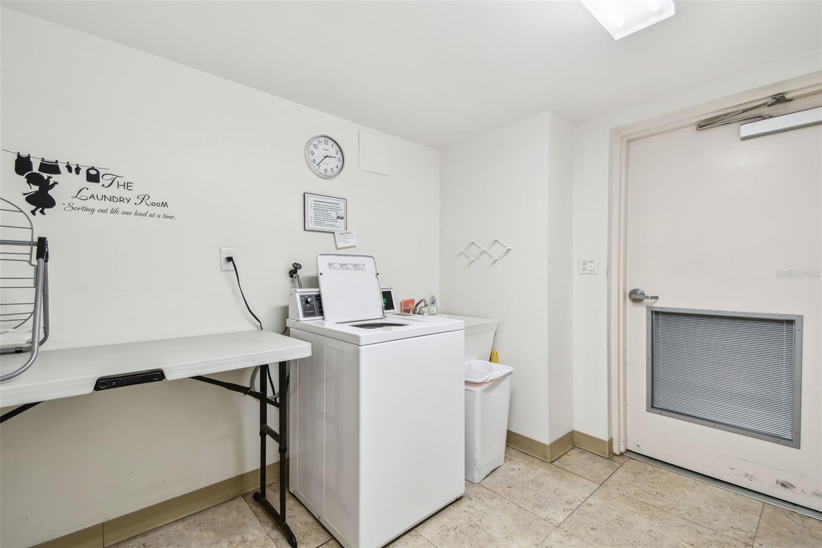 5200 BRITTANY DR S #1110, ST PETERSBURG, FL, 33715