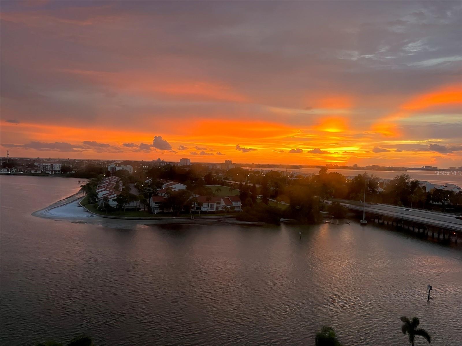 5200 BRITTANY DR S #1110, ST PETERSBURG, FL, 33715
