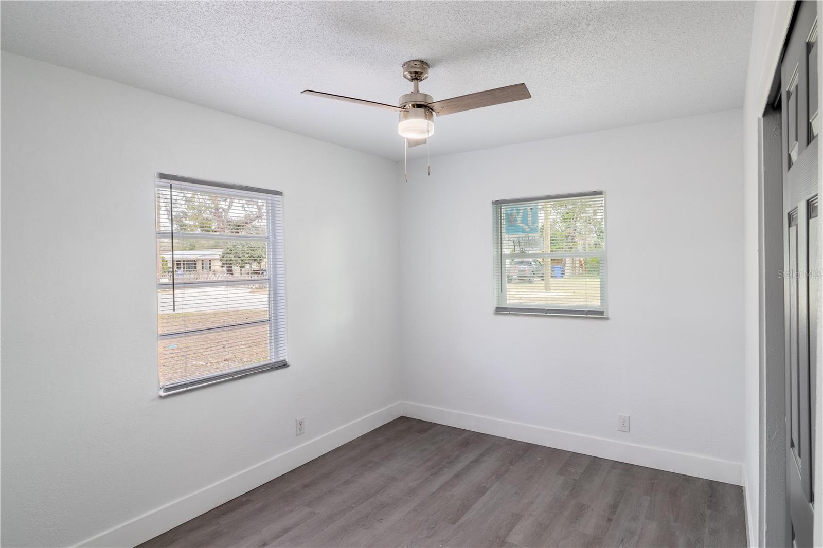 8704 TEMPLE PARK DR, TAMPA, FL, 33637