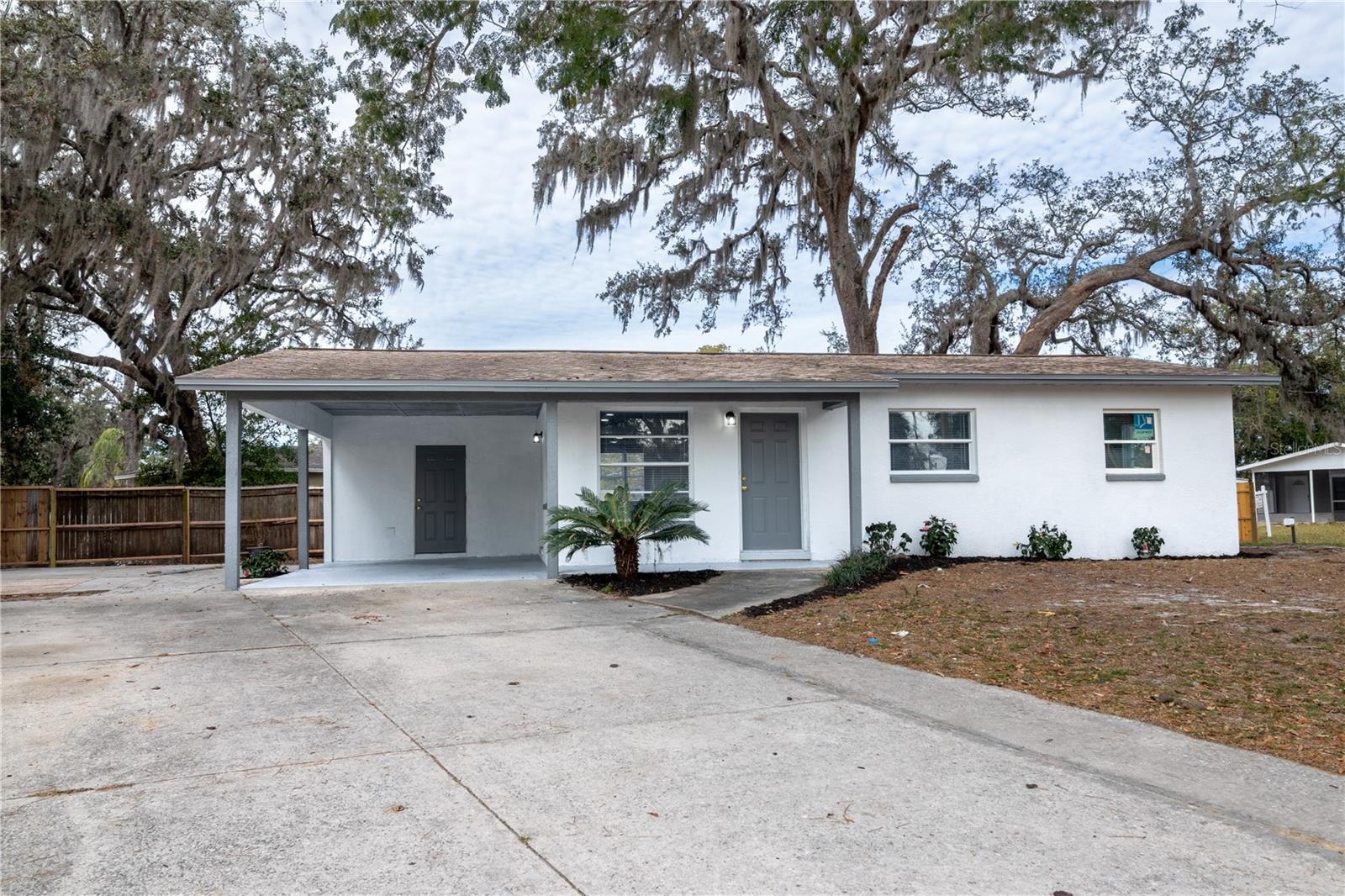 8704 TEMPLE PARK DR, TAMPA, FL, 33637