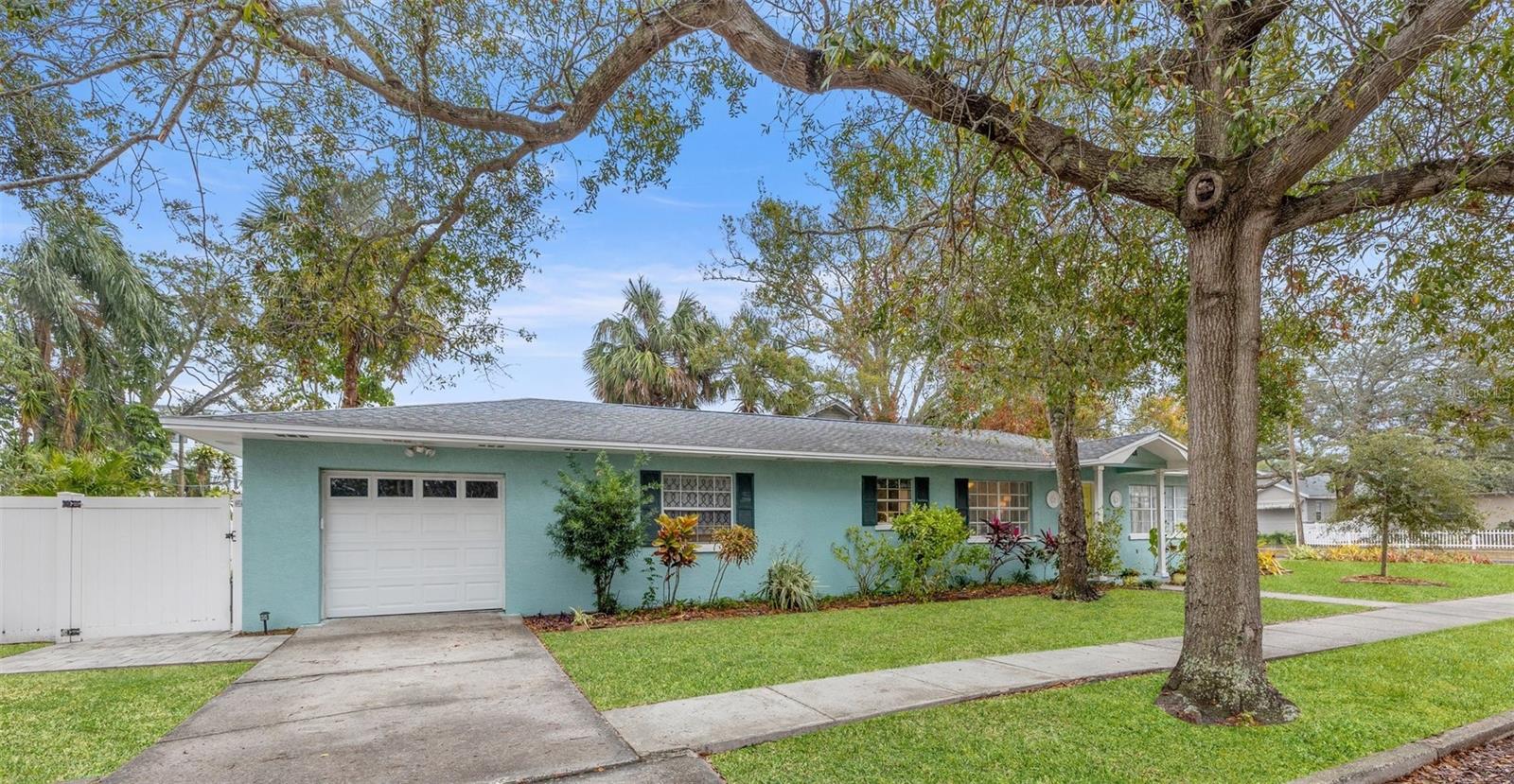 1901 10TH ST N, ST PETERSBURG, FL, 33704
