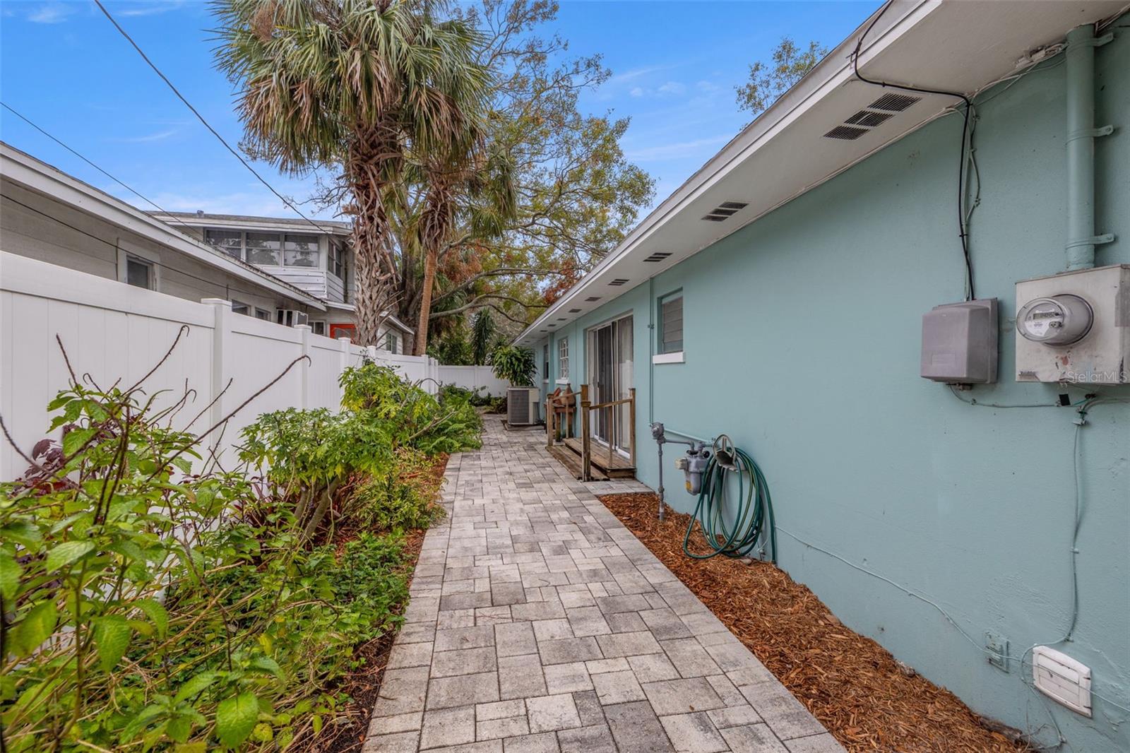1901 10TH ST N, ST PETERSBURG, FL, 33704