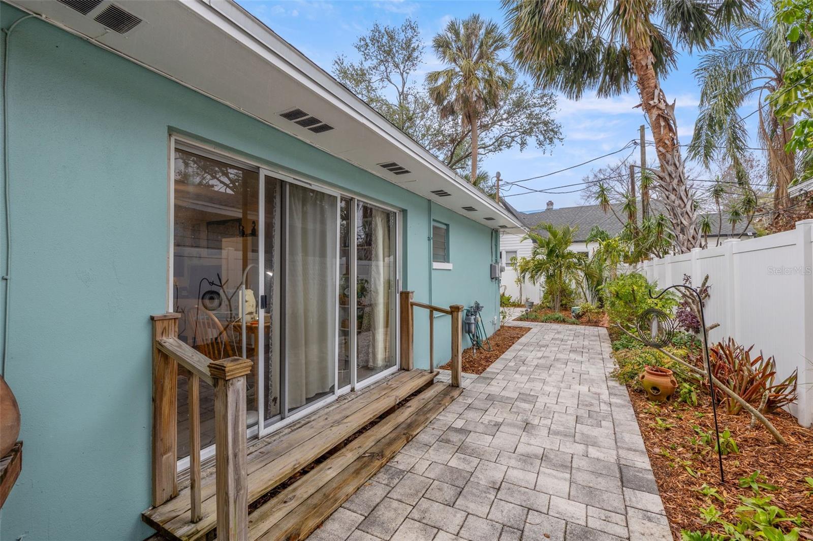 1901 10TH ST N, ST PETERSBURG, FL, 33704